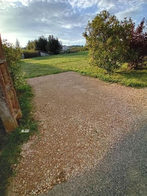 Petite Maison En Pierre Au Calme Avec Exterieur Montbellet ภายนอก รูปภาพ
